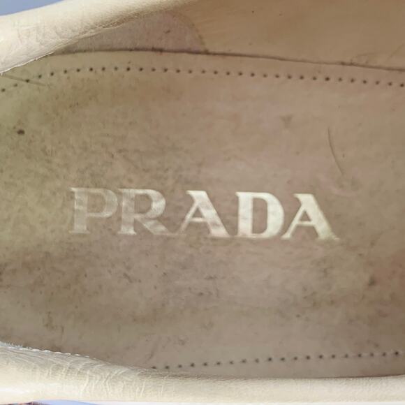 PRADA Size 12 White Burgundy Perforated Leather Lace-Up Shoes